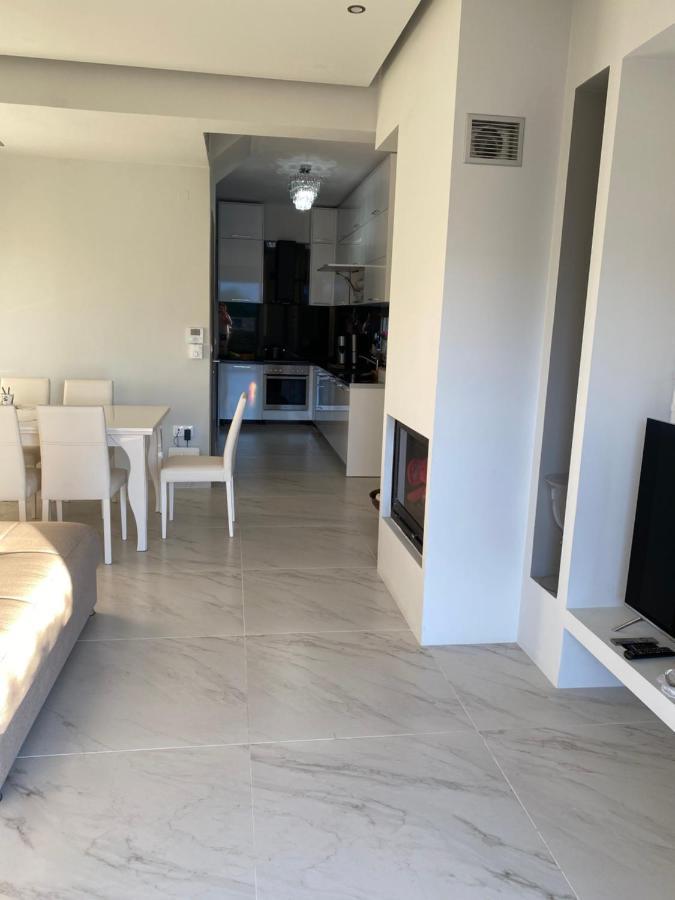 חניוטי Villa Theodora In Front Of The Sea מראה חיצוני תמונה